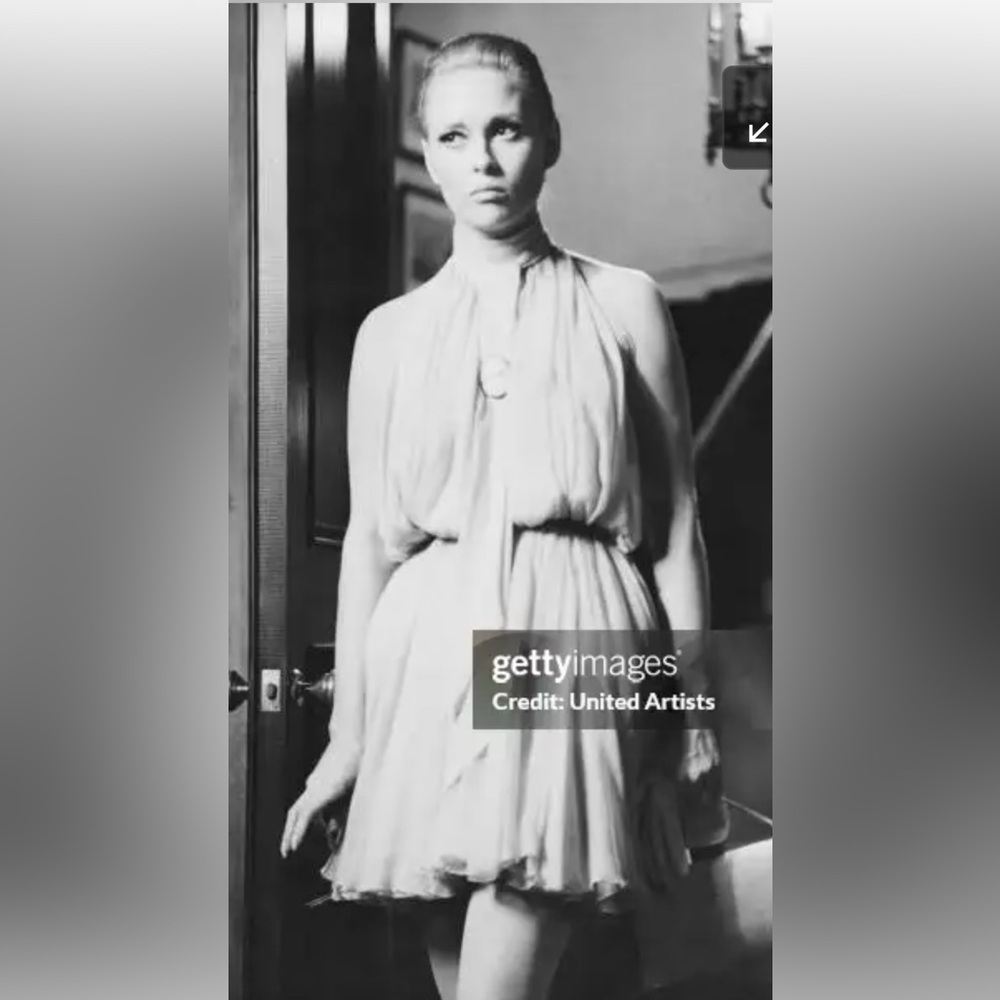 WOW! Faye Dunaway vintage style silk skirts with flirty, full lettuce ruffle hem